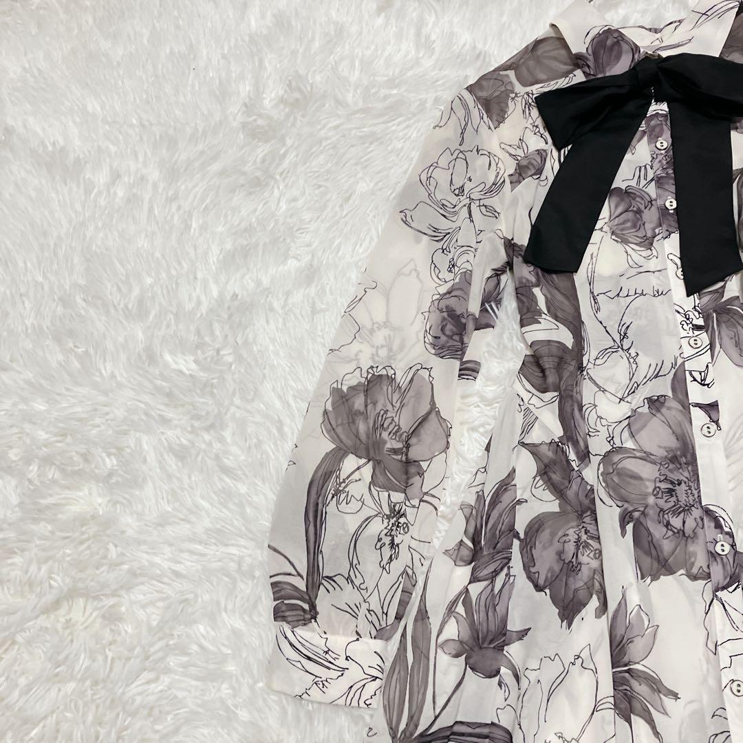 【訳あり美品】グレースコンチネンタル　ボウタイロゴフラワープリントワンピース