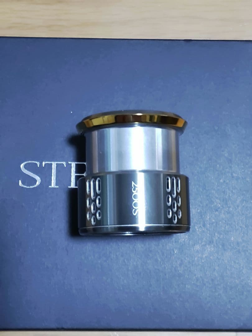 SHIMANO シマノ STELLA 18ステラ 2500S 替スプール