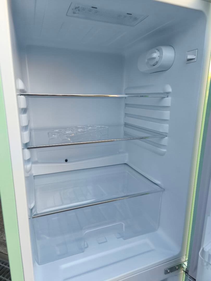 関東限 条件で無料配 22年 レトロ冷蔵庫 レトロ風冷蔵庫 レトロデザイン冷蔵庫