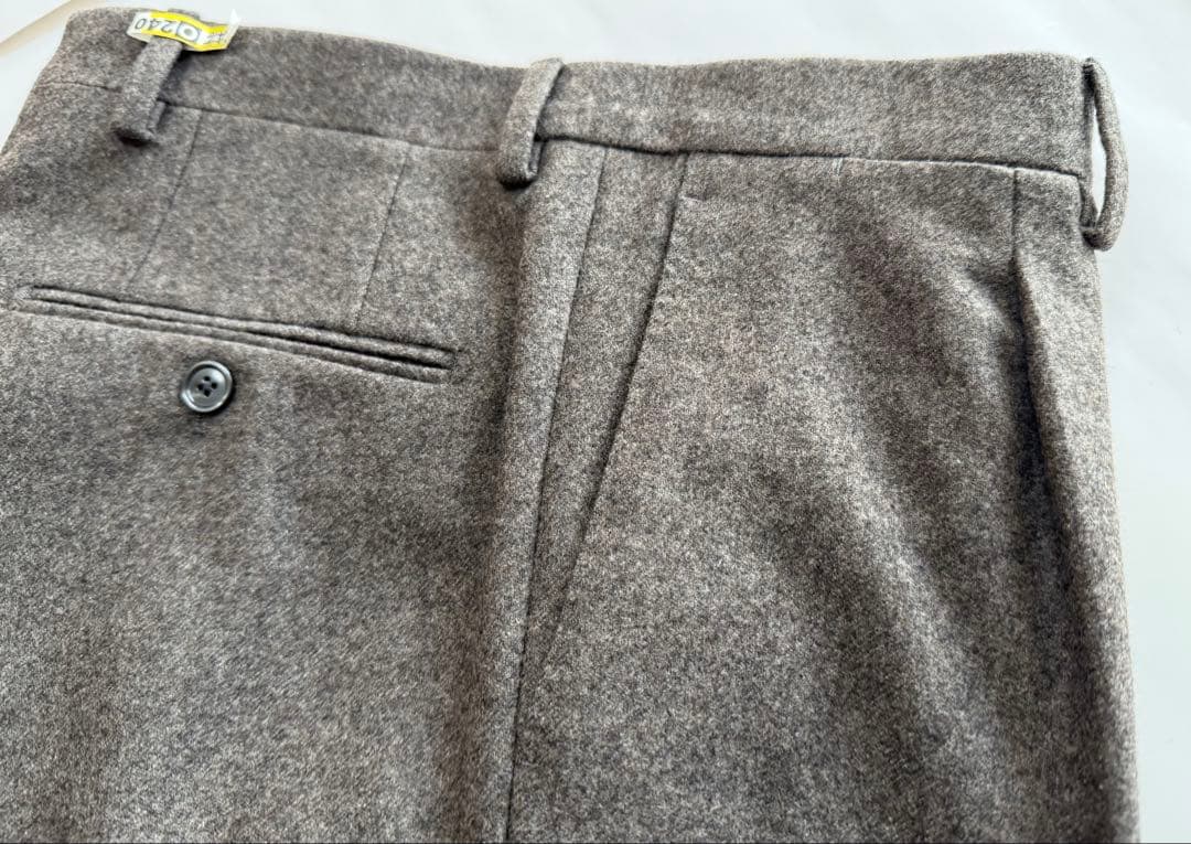 【新品同様】LARDINI秋冬スラックス 46イタリア製 定価8万6千円