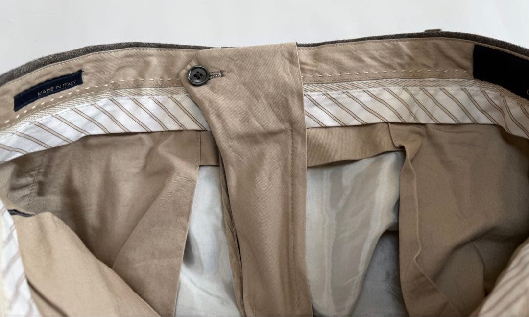 【新品同様】LARDINI秋冬スラックス 46イタリア製 定価8万6千円