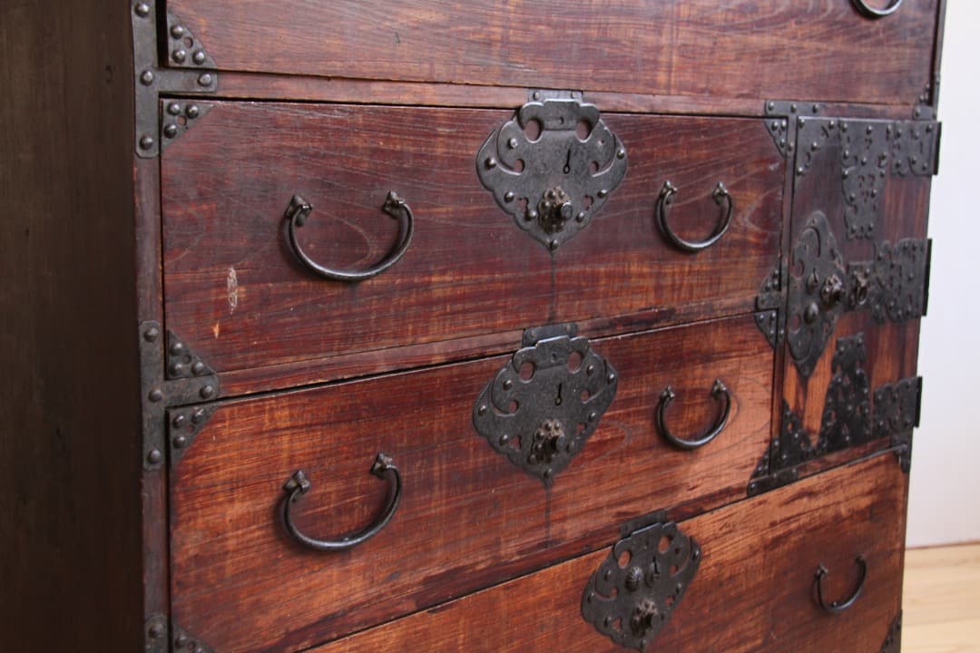 和箪笥　タンス　チェスト　4段　古道具　古家具　ビンテージ　アンティーク　レトロ