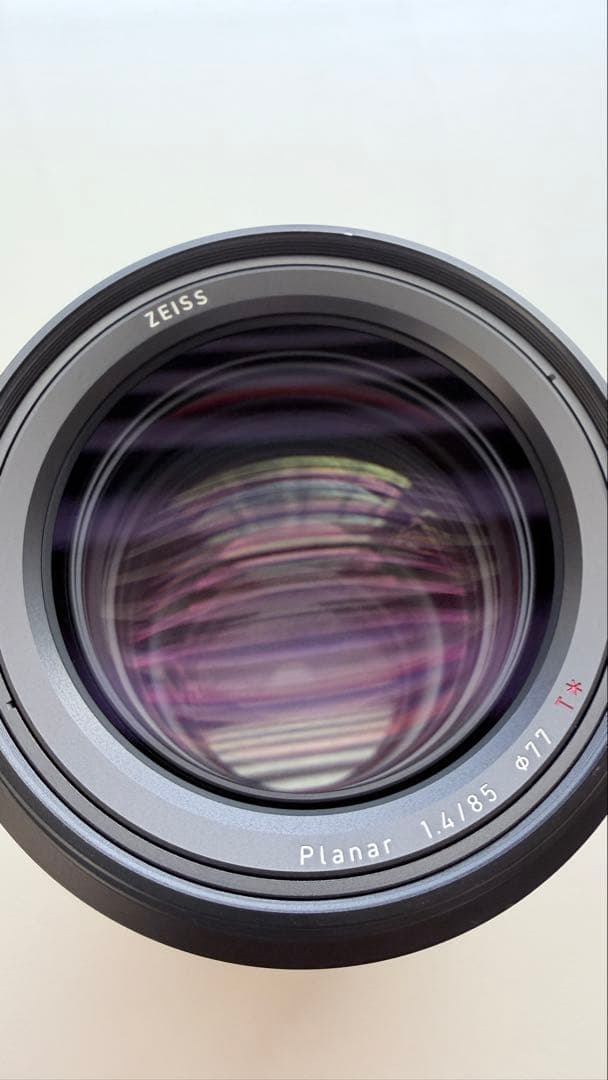 カールツァイス　Milvus 1.4/85 ZE [キヤノン用]