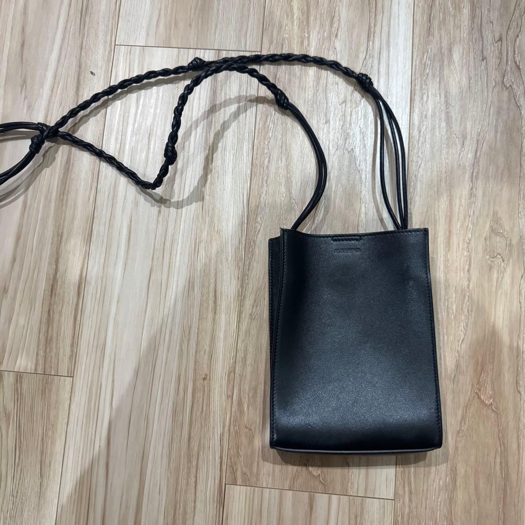 ブラック ショルダーバッグ 合成皮革 編み込みストラップ