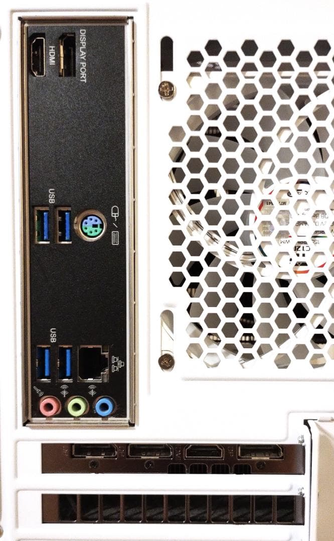 ゲーミングPC/Core i7 10700/RTX2060S/メモリ16GB