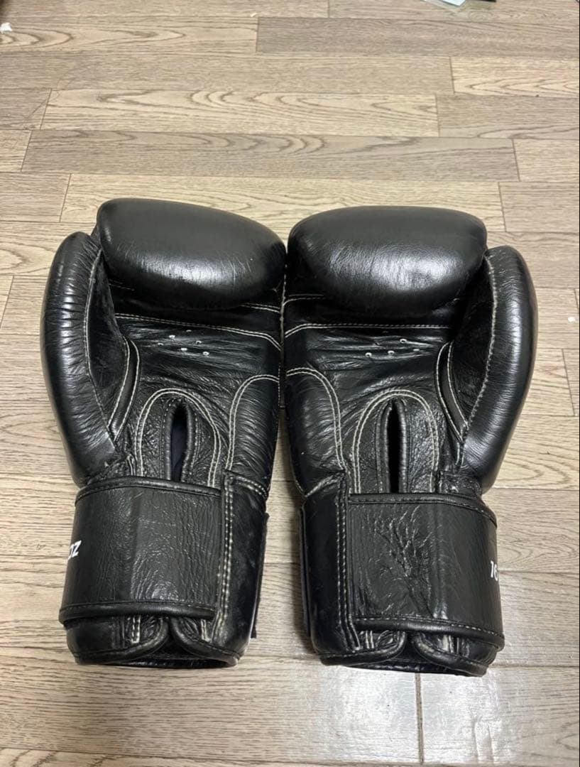 K-1 ボクシンググローブ 16 OZ 黒