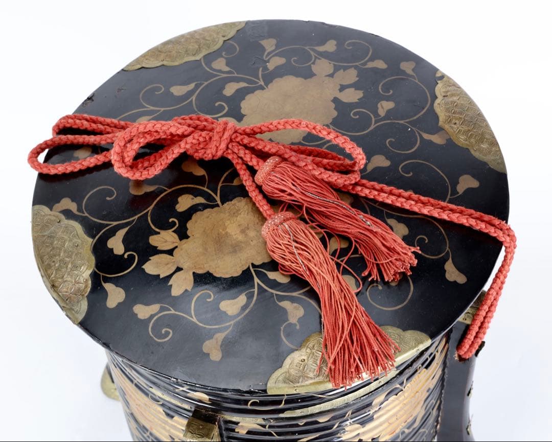 江戸後期〜明治期 黒漆塗 金蒔絵牡丹唐草文 行器 ほかい 婚礼道具 骨董 古美術