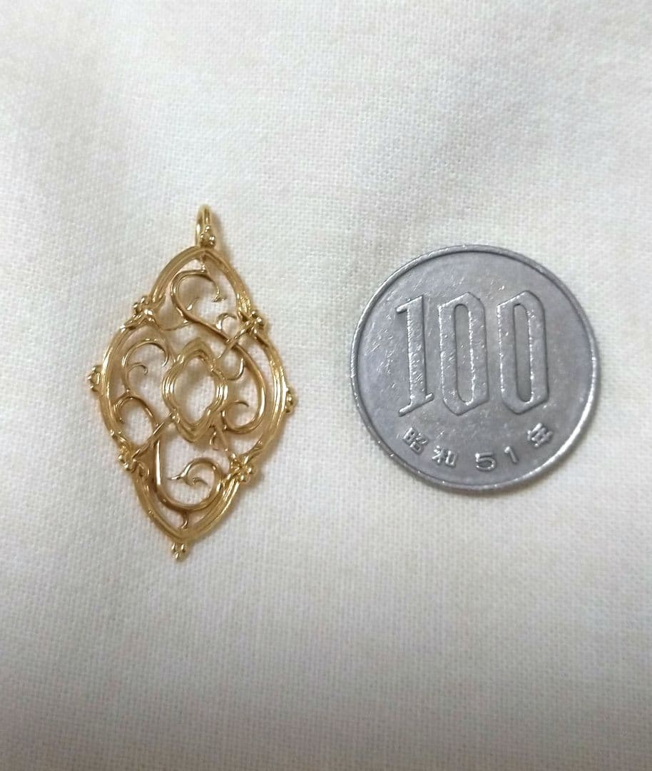 オレフィーチェ k18 ペンダントトップ