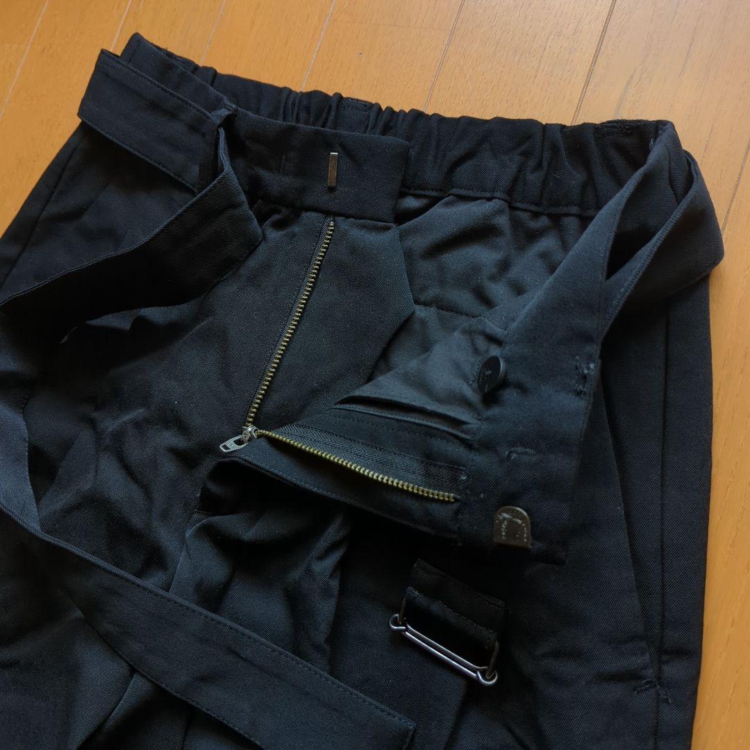 ATTACHMENT ウールギャバジン2プリーツテーパードフィットトラウザーズ