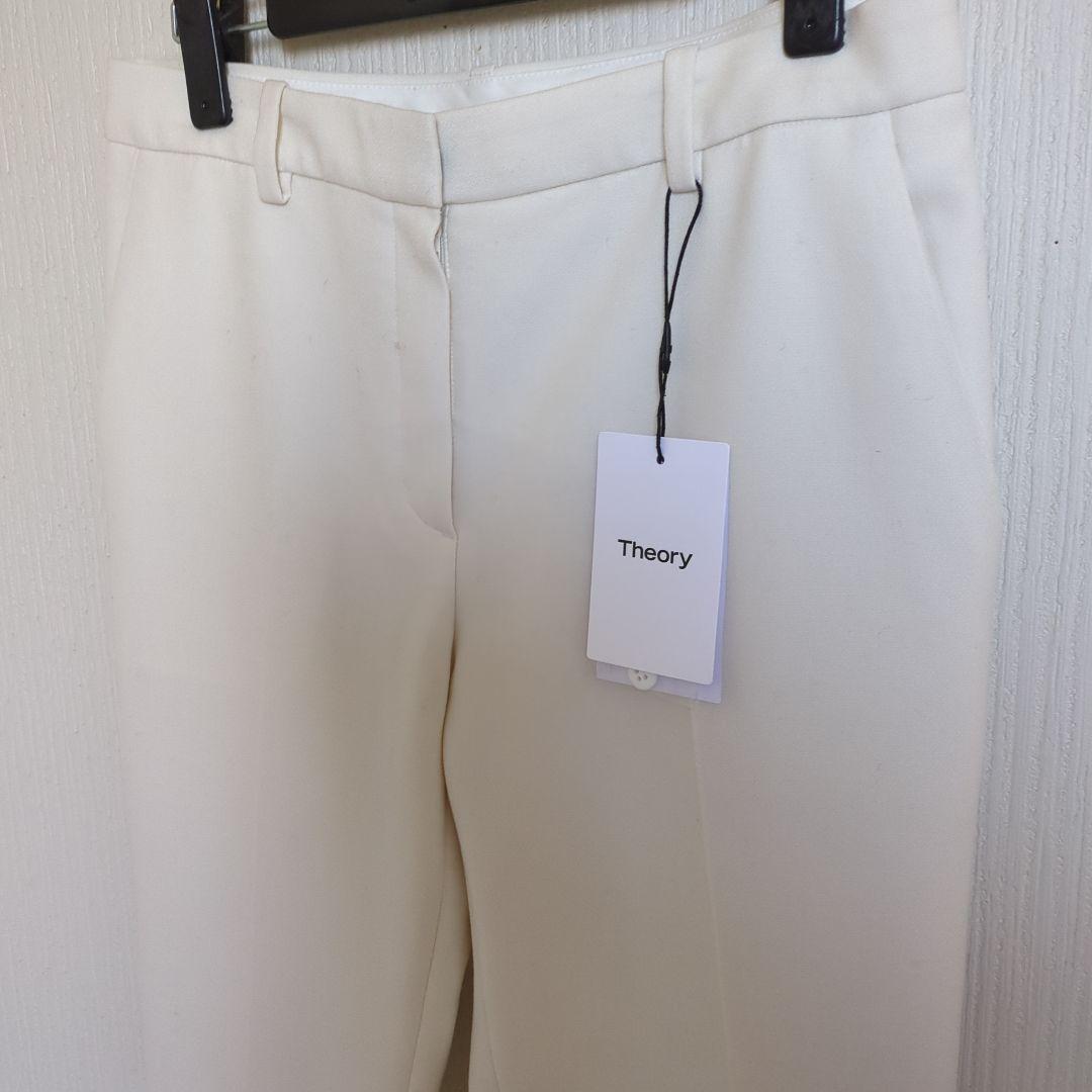 ✨♦新品未使用Theory （セオリー）アイボリー テーパードパンツ新品タグ付き