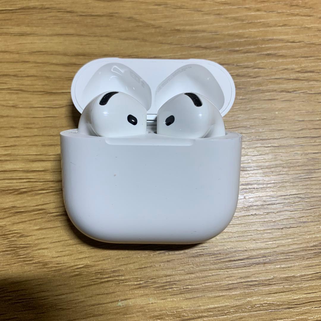 Apple AirPods 第4世代　ノイズキャンセリング付きなし