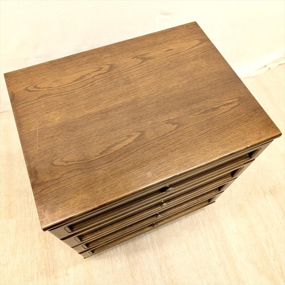 カリモク　リビングチェスト　箪笥　タンス　チェスト　ドロワー　引出し　小物　収納