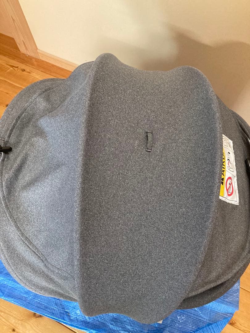 エールベベ　チャイルドシート　クルット4Oui2 グレー