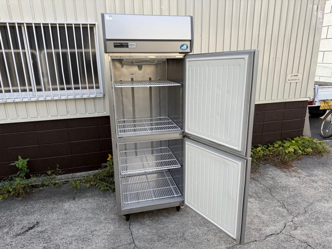 パナソニック　縦型冷凍庫　２０２１年製　飲食店　２００V　SRF-K783B