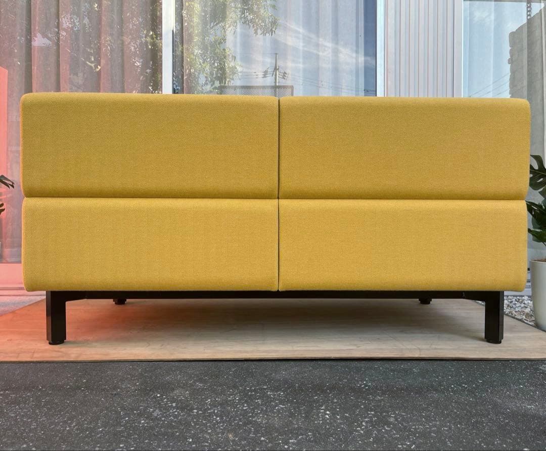 モダンスタイル　2Sソファ　ミッドセンチュリー　北欧スタイル　イエロー　2人掛け