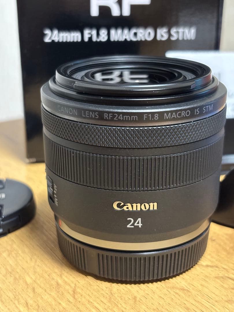 Canon RF 24mm F1.8 MACRO IS STM レンズ