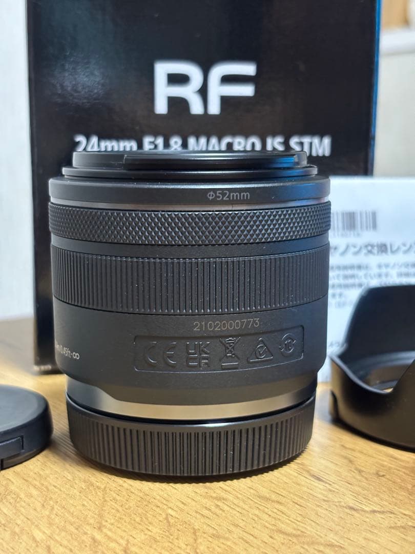 Canon RF 24mm F1.8 MACRO IS STM レンズ