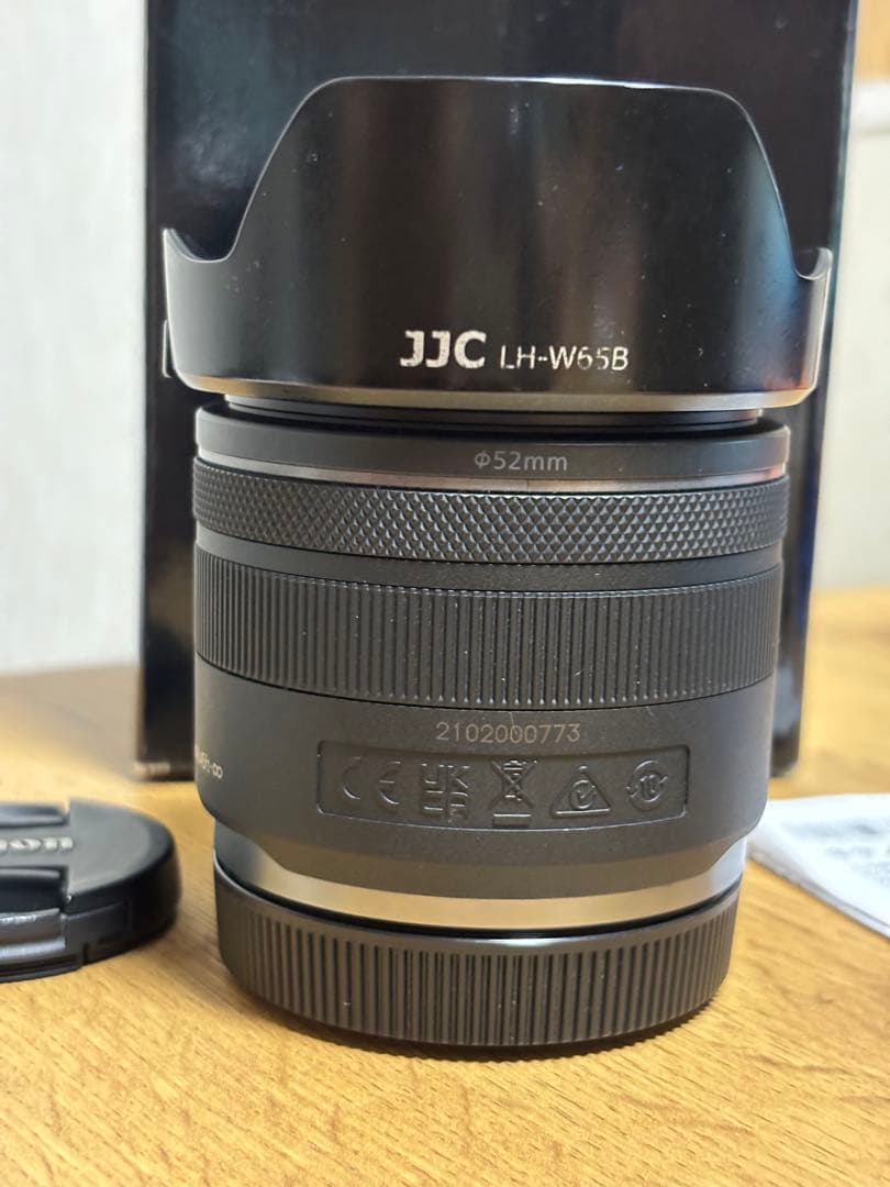 Canon RF 24mm F1.8 MACRO IS STM レンズ