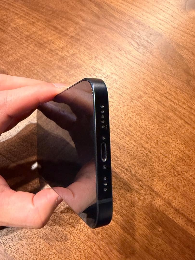 【美品】Apple iPhone 13 本体 ミッドナイト 128GB