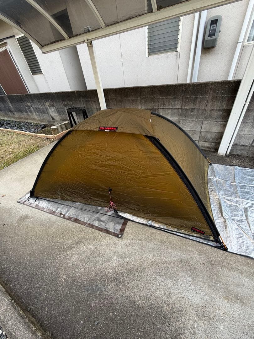 正規品　ヒルバーグ　ウナ　サンドカラー　純正フットプリント付き