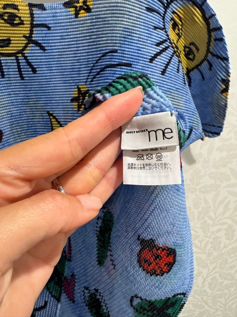 ISSEY MIYAKE me Tシャツ