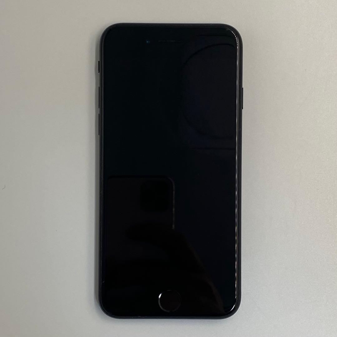 Apple iPhone SE 64GB SIMロックなし