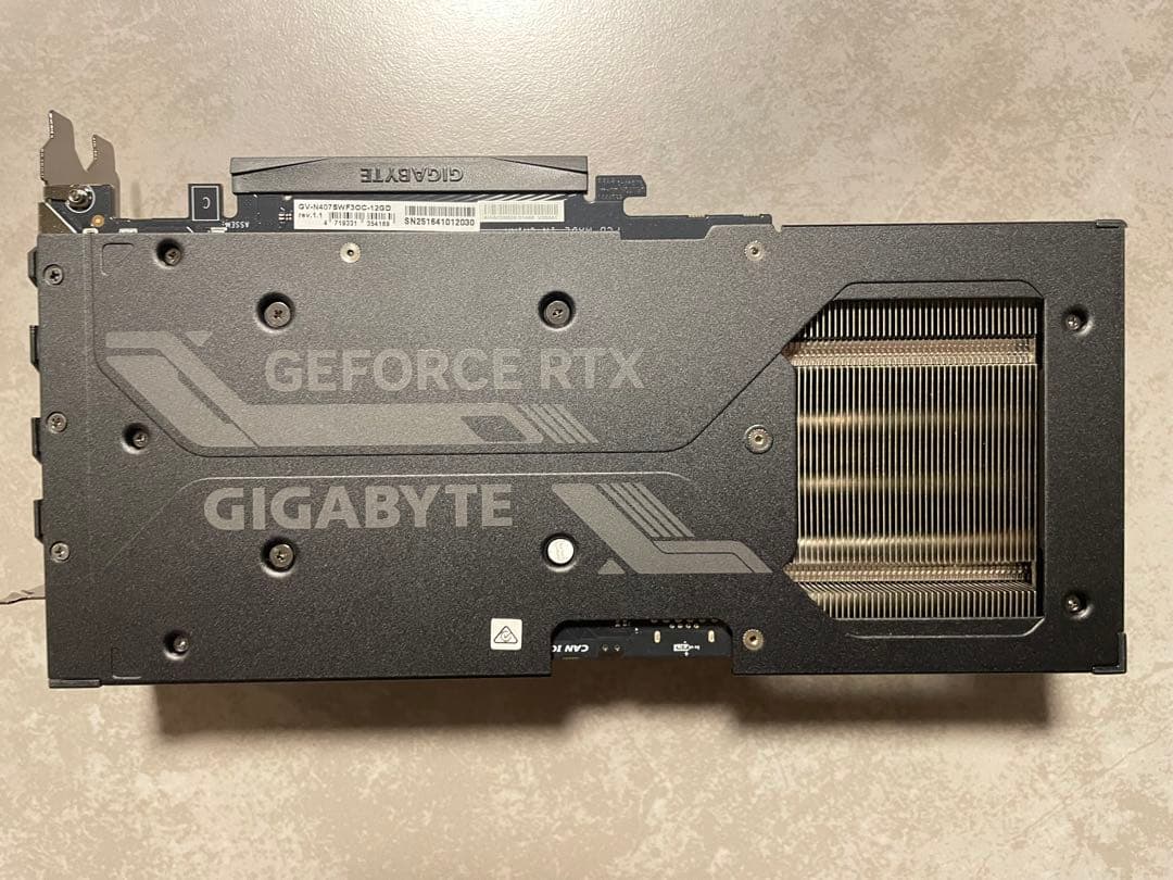 RTX 4070 Super 12g gigabyte 【新品同様】