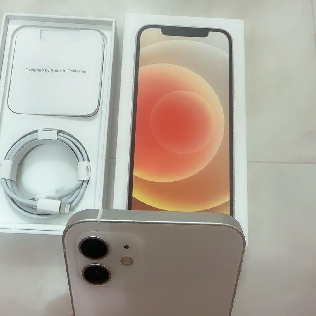 【最終値下げ】iPhone12本体(箱付き)ホワイト 128GB SIMフリー