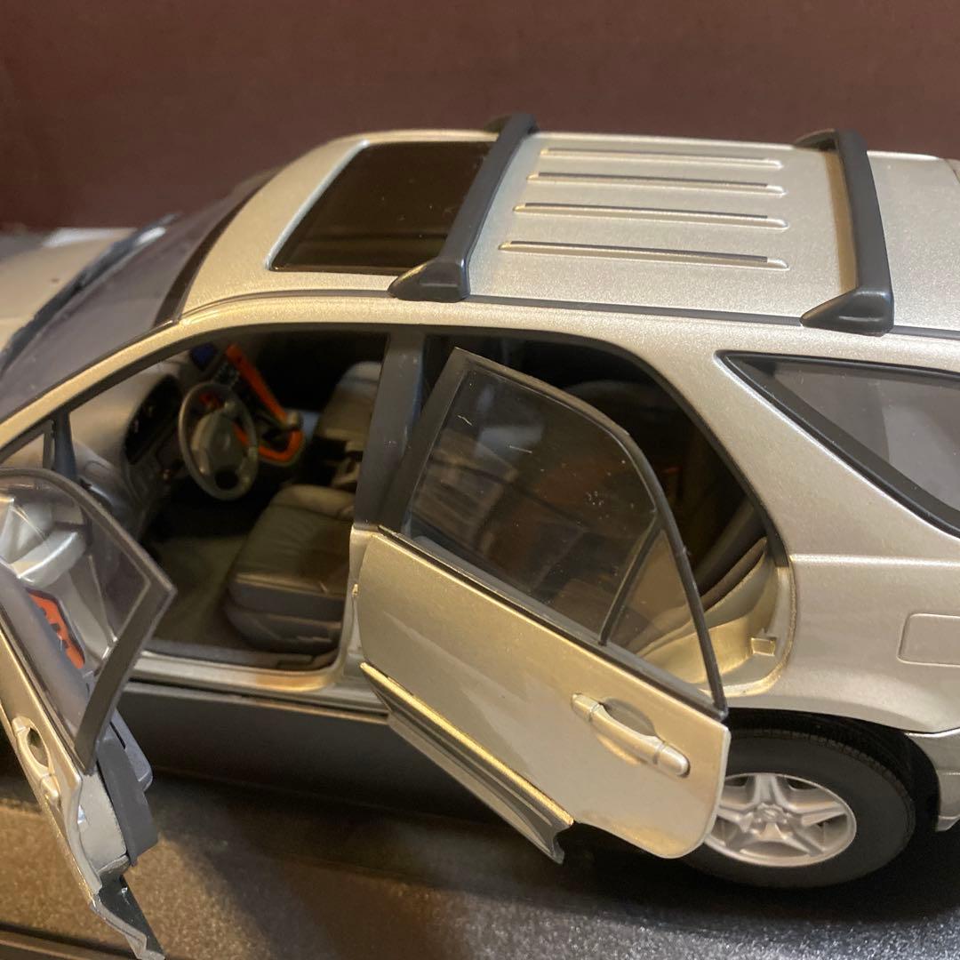 1/18 オートアート　レクサスRX （初代ハリアー）