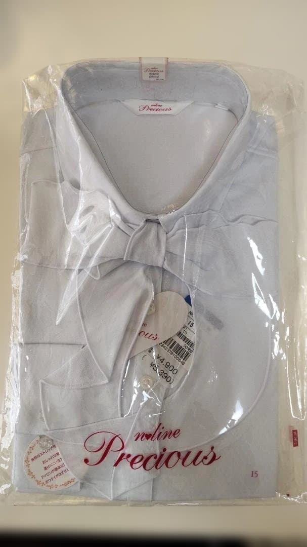 トレンチコート、スーツ上下、ブラウス２着　計４点（新品、未使用）