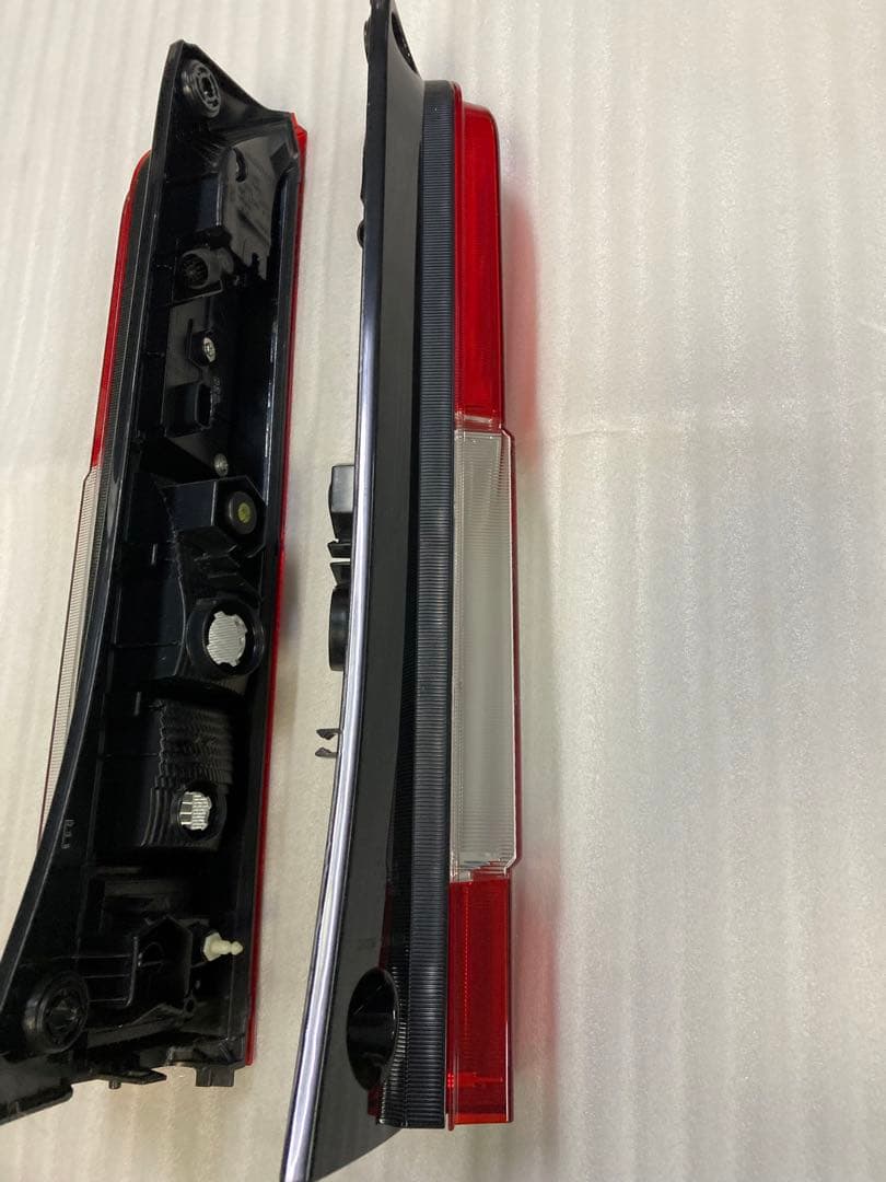 HONDA 純正 N-VANテールランプ左右セット