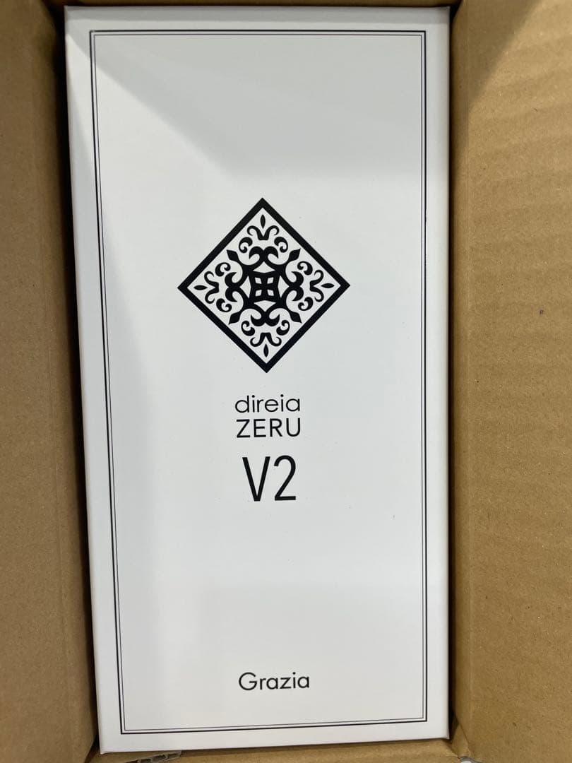 【価格交渉可】未開封！direia ZERU V2 EMS美顔器ディレイア