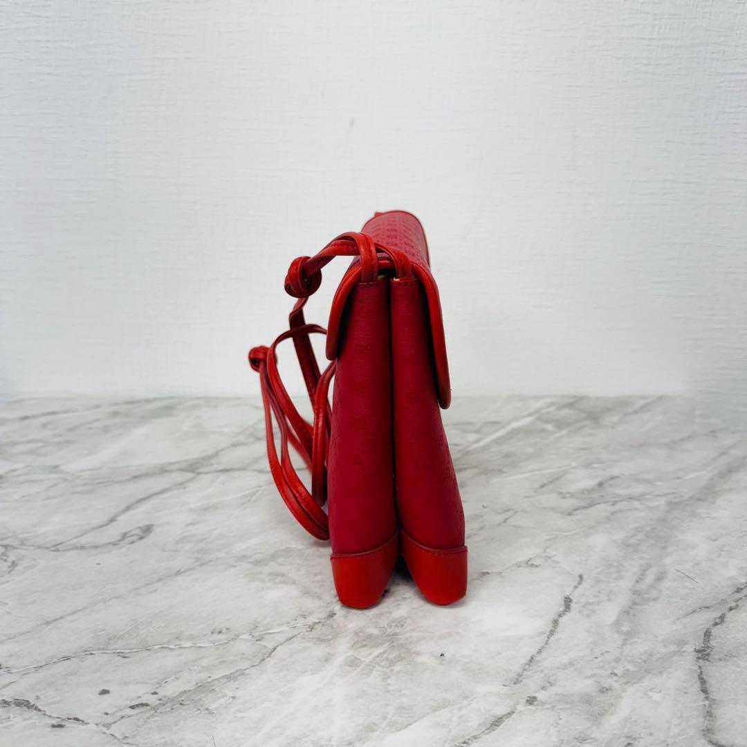 ✨GUCCI✨グッチ✨レッド✨ヴィンテージ✨ショルダーバッグ✨