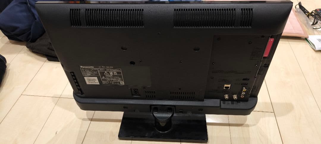 Panasonic TH-24E300 24V型　液晶テレビ　2018年製 中古