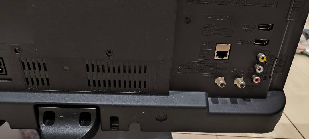 Panasonic TH-24E300 24V型　液晶テレビ　2018年製 中古