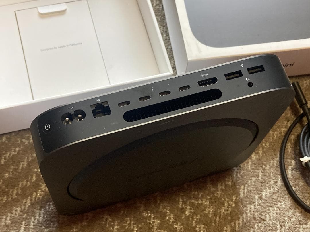 Mac mini (2018) 3.2GHz Intel Core i7 中古