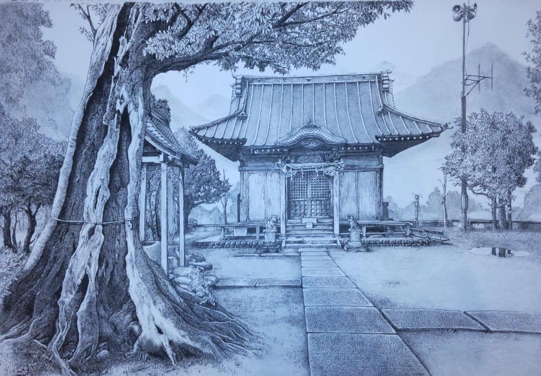 山間に佇む神社