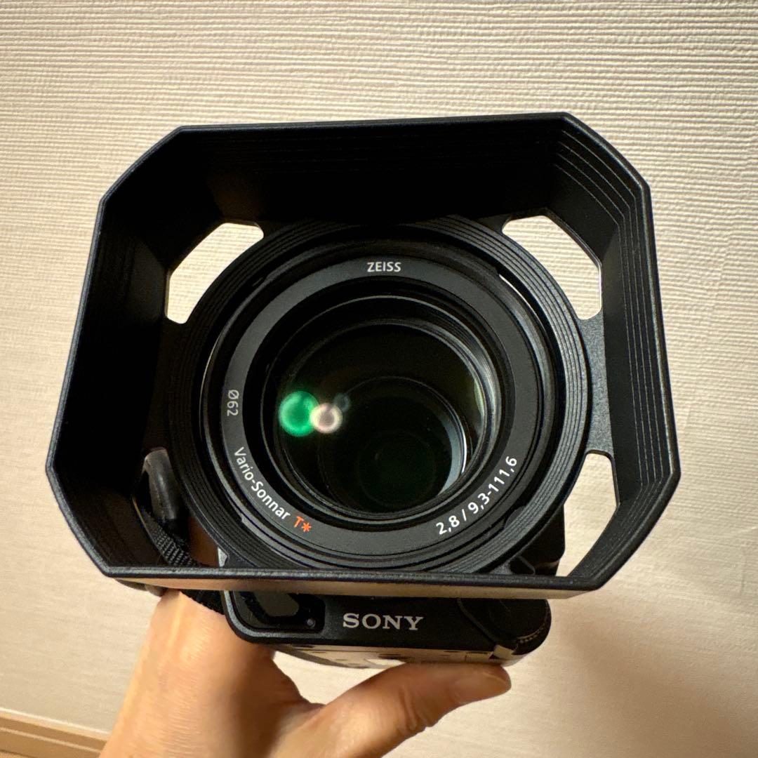 SONY HANDYCAM FDR-AX100 4Kビデオカメラ