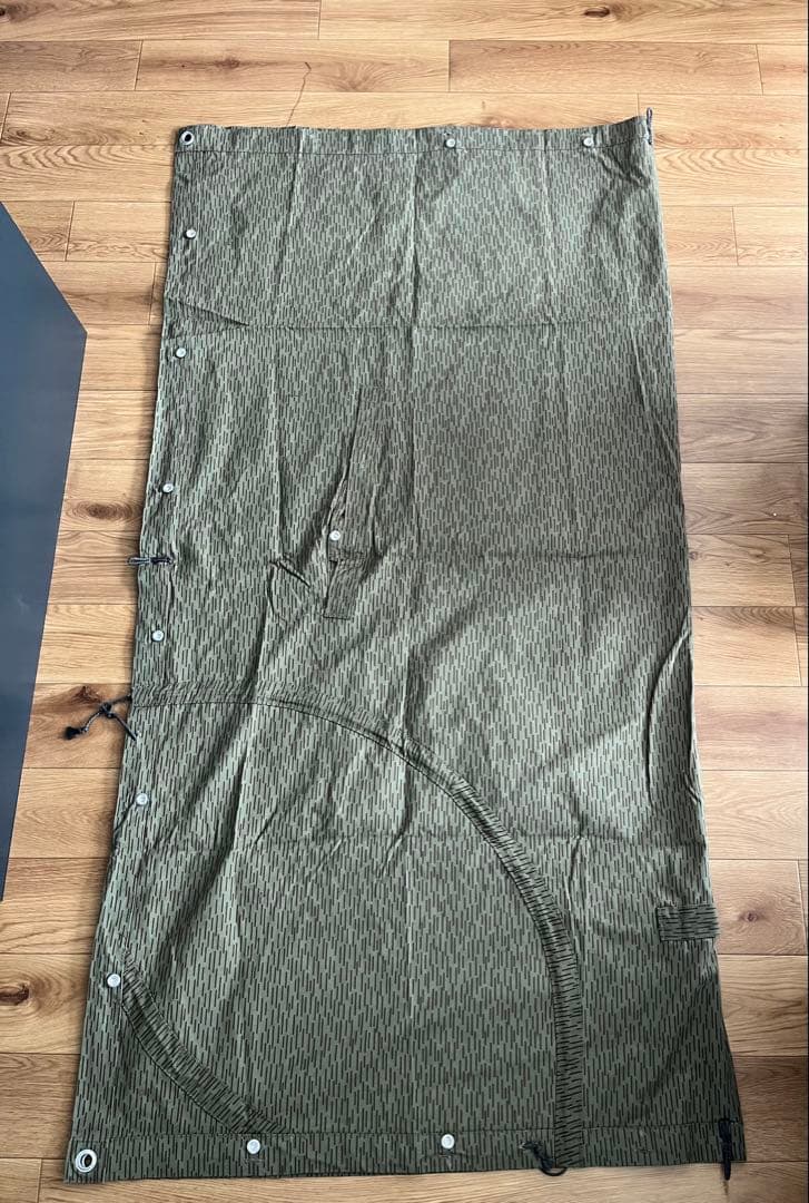 東ドイツ軍放出 テントシート レインドロップカモフラージュ 軍幕