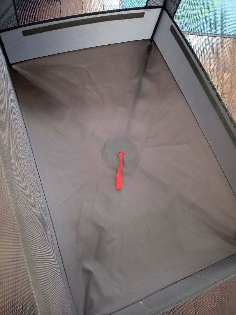 アップリカ　ココネル　エアープラス　グレー　折りたたみ　ベビーベッド