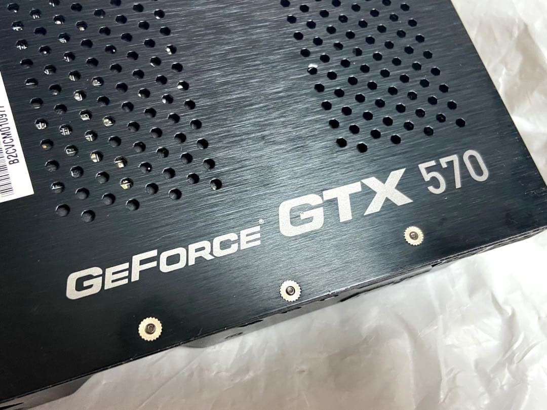 ASUS DirectCU II グラフィックボード