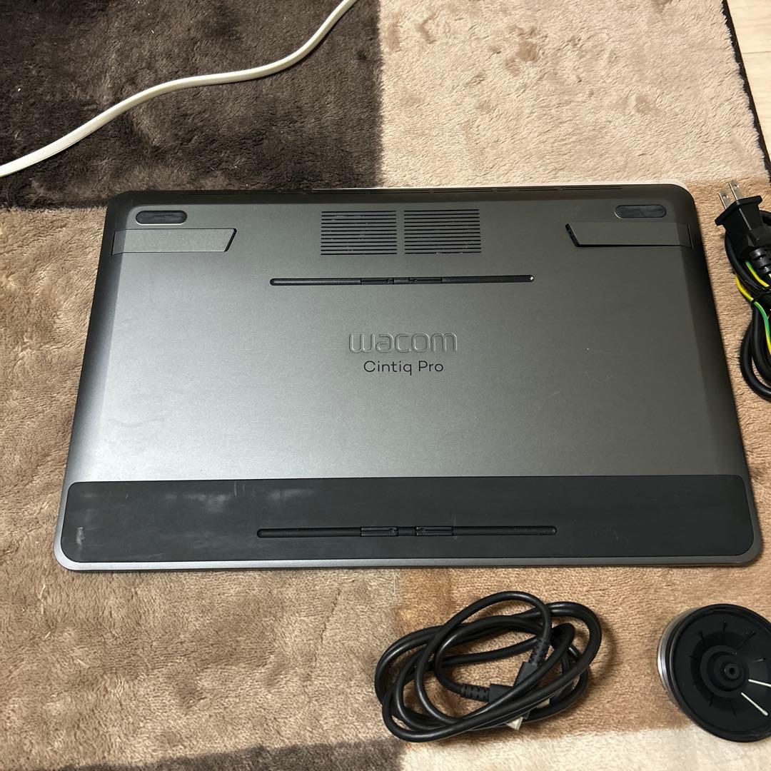 WACOM Cintiq pro 16 DTH-162015.6型液晶ペンタブ