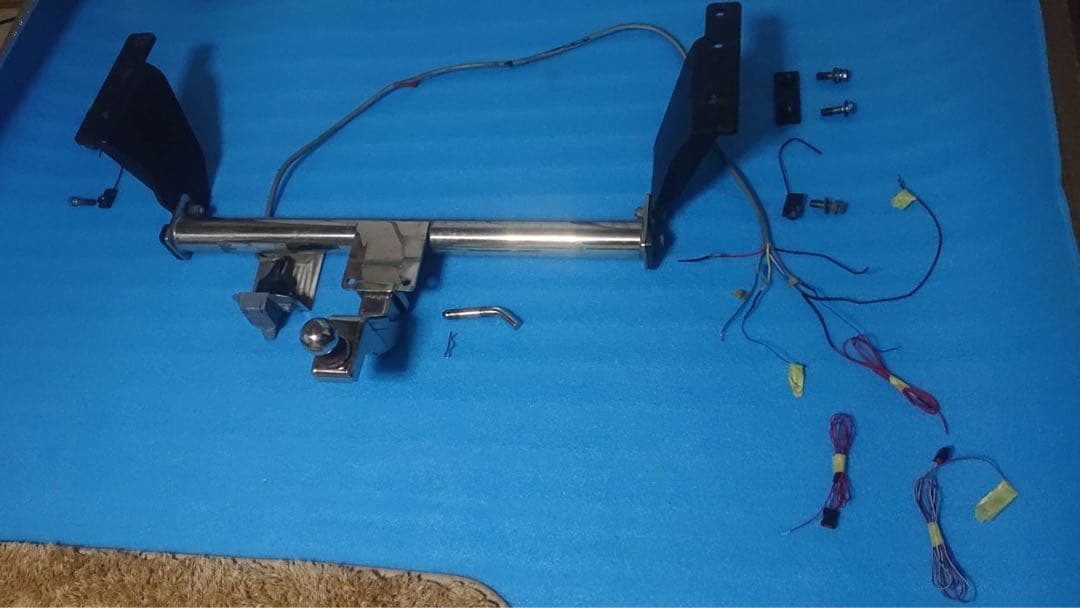 ヴェルファイア20 アルファード20 ヒッチメンバー 送料込 価格