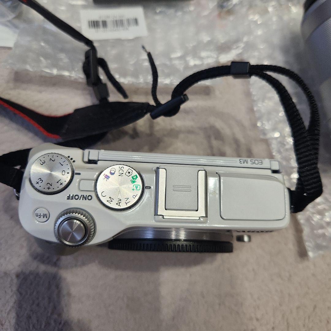 Canon EOS M3 ミラーレス一眼カメラ キャノンデジカメ