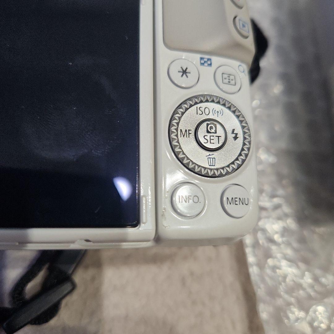 Canon EOS M3 ミラーレス一眼カメラ キャノンデジカメ