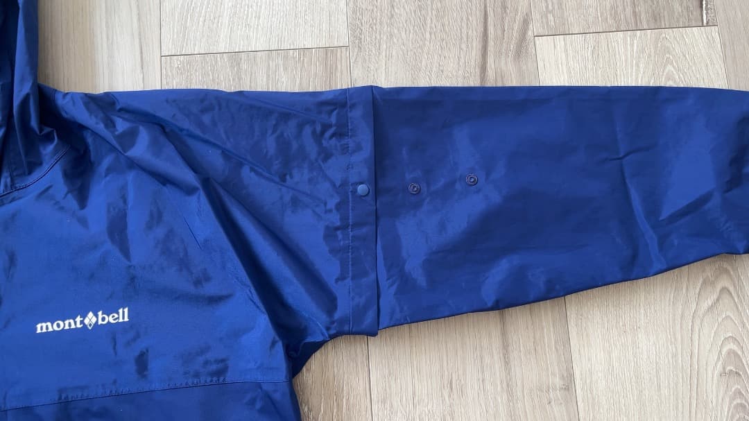 【1回着用】モンベル クレッパー 150(135〜155)cmレインスーツ