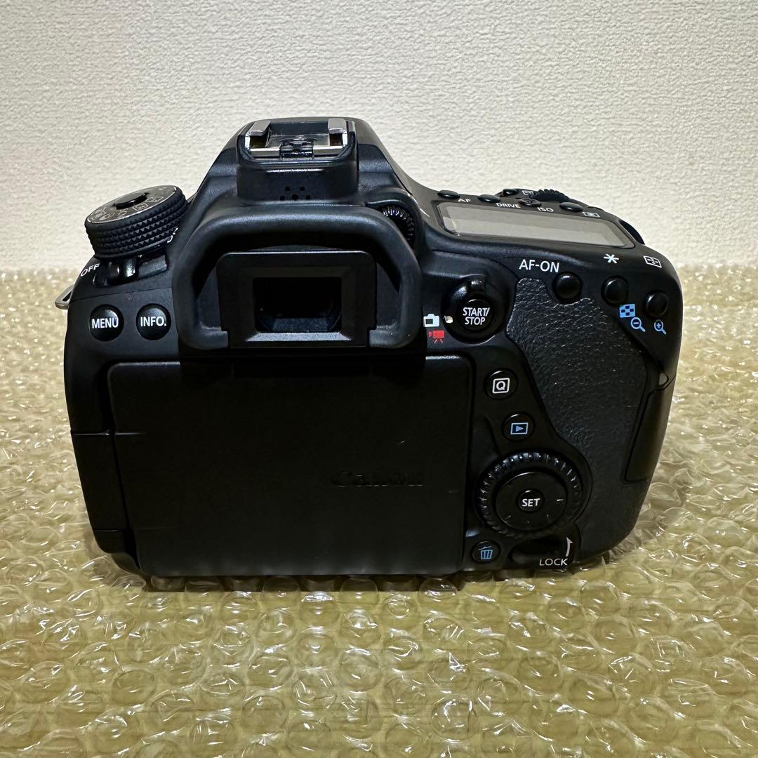 Canon EOS 80D 本体＋レンズ3本セット