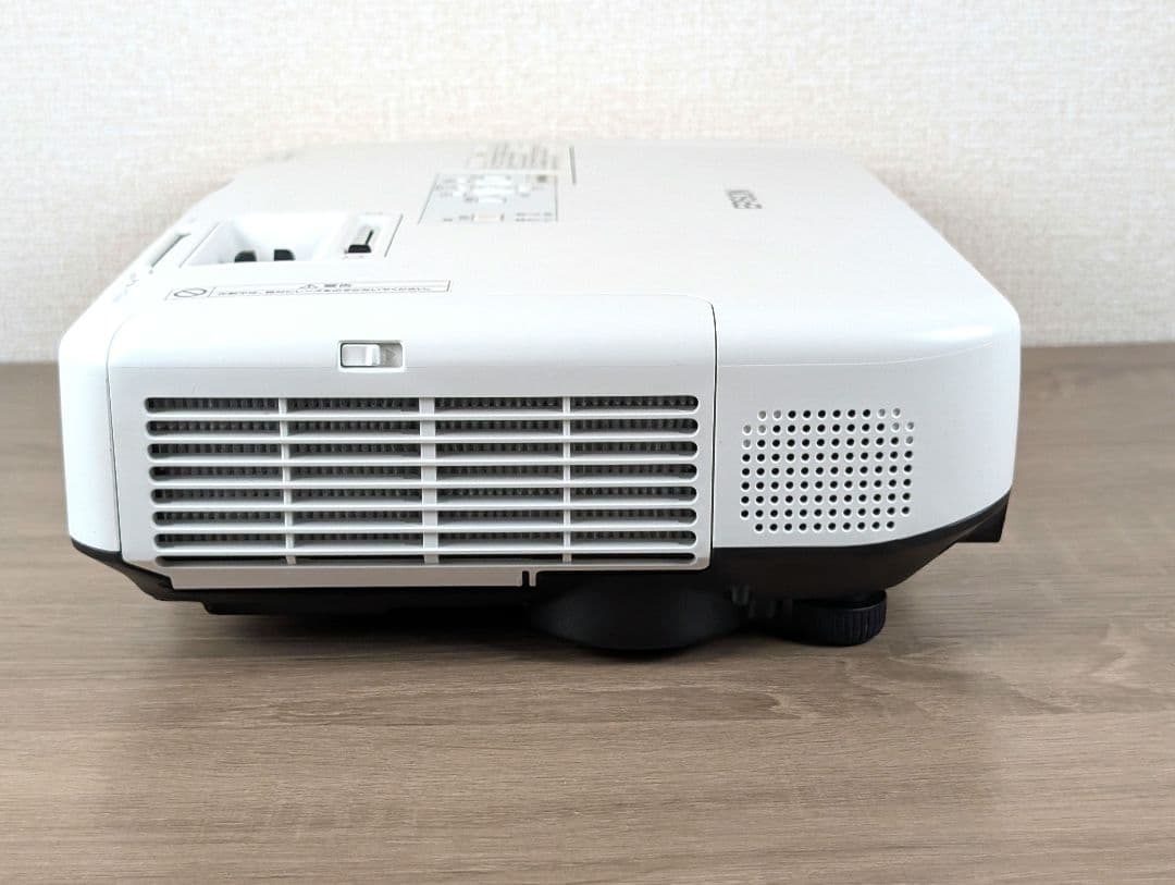 【美品】EPSON エプソン EB-1960 プロジェクター 5000lm高輝度
