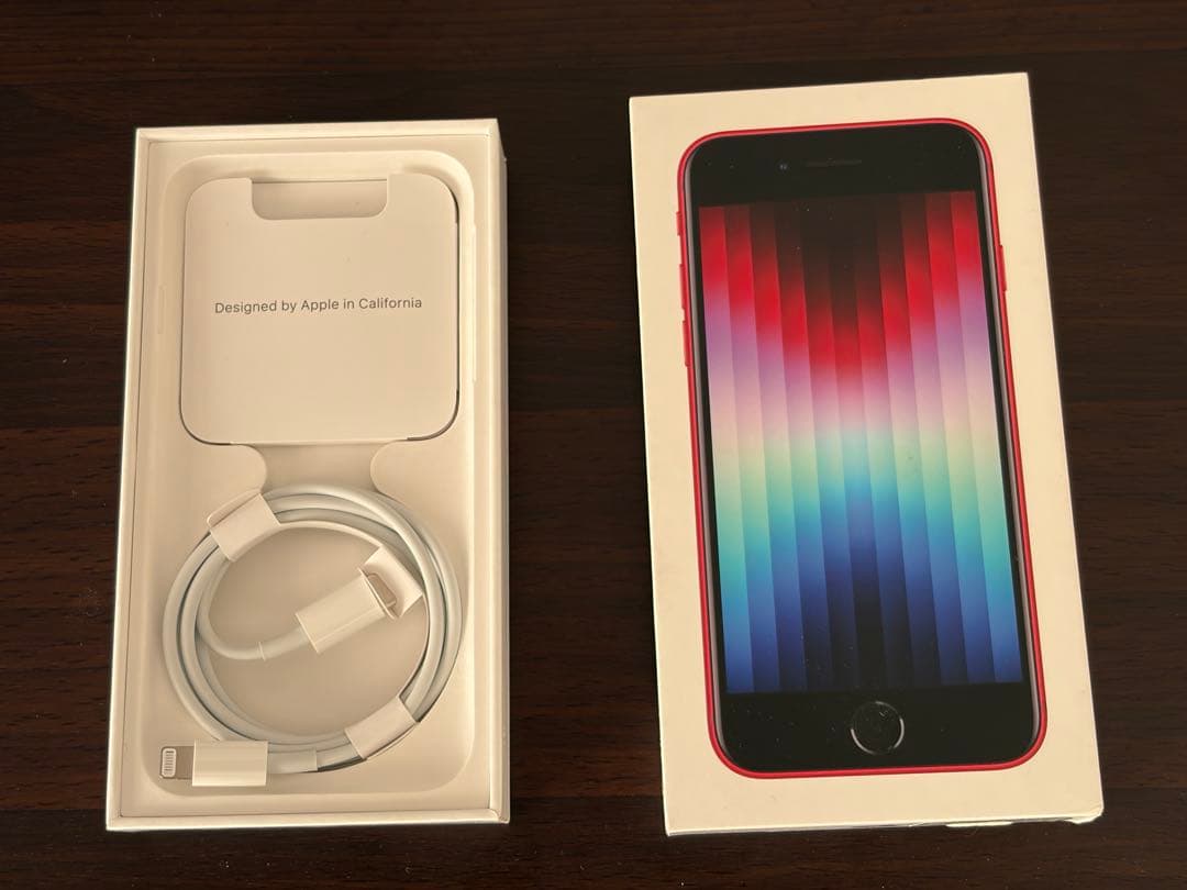 iPhoneSE 第3世代 レッド 128GB SIMロック解除 箱&付属品あり