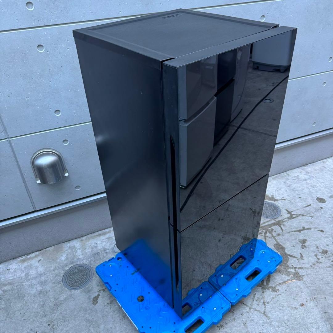 177⭐️2024年製美品★ツインバード　冷蔵庫　ミラー　ブラック　鏡　一人暮らし